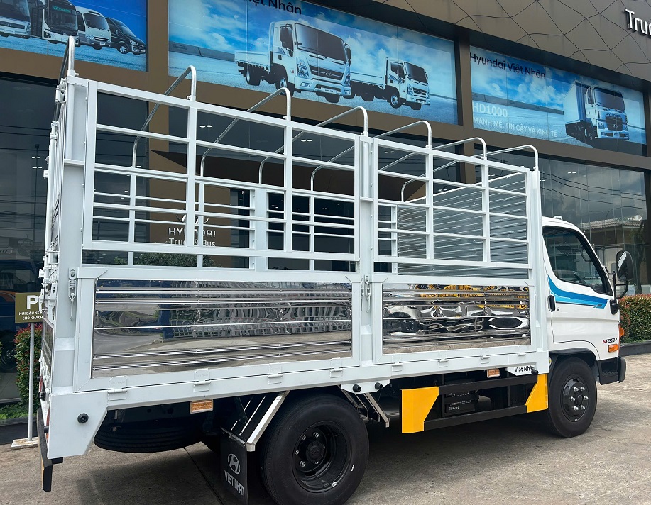 xe hyundai n500 thùng mui bạt